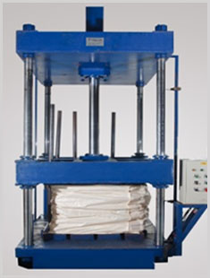 Front View of Packing Machine for 100-pieces Bale with Our Product